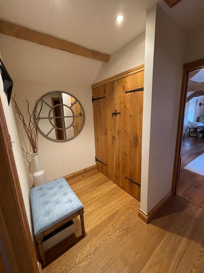 The Cider Barn - Spacious First Floor Apartment Set Within Barn Conversion Челтенхам Экстерьер фото